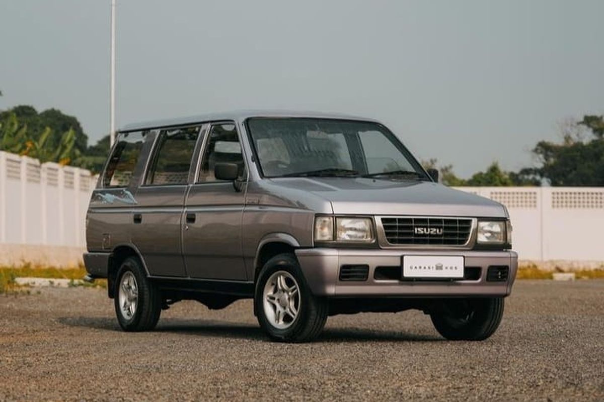 Alasan Isuzu Panther Kotak Tetap Bertahan di Tengah Perubahan Industri Otomotif