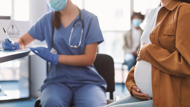 Tes Online Bidan: Perbedaan dengan Ujian Luring yang Wajib Kamu Ketahui