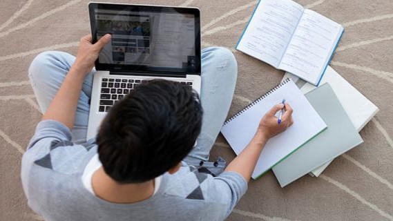 Website Belajar Online: Cara Efektif Mengembangkan Potensi Anak Sejak Dini