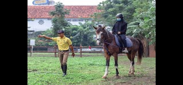 Ekstrakurikuler Berkuda di Al Masoem: SMP Islam di Bandung