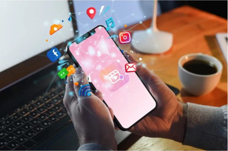 Rajakomen Membantu Peningkatan Akun StartUp Baru