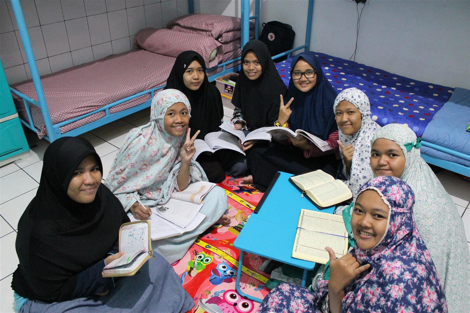 Pendidikan Karakter Melalui Kegiatan Harian di Pesantren Modern Al Masoem