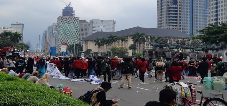 Demo Jakarta Disorot Dunia, Ini Tuntutan Mahasiswa ke Jokowi
