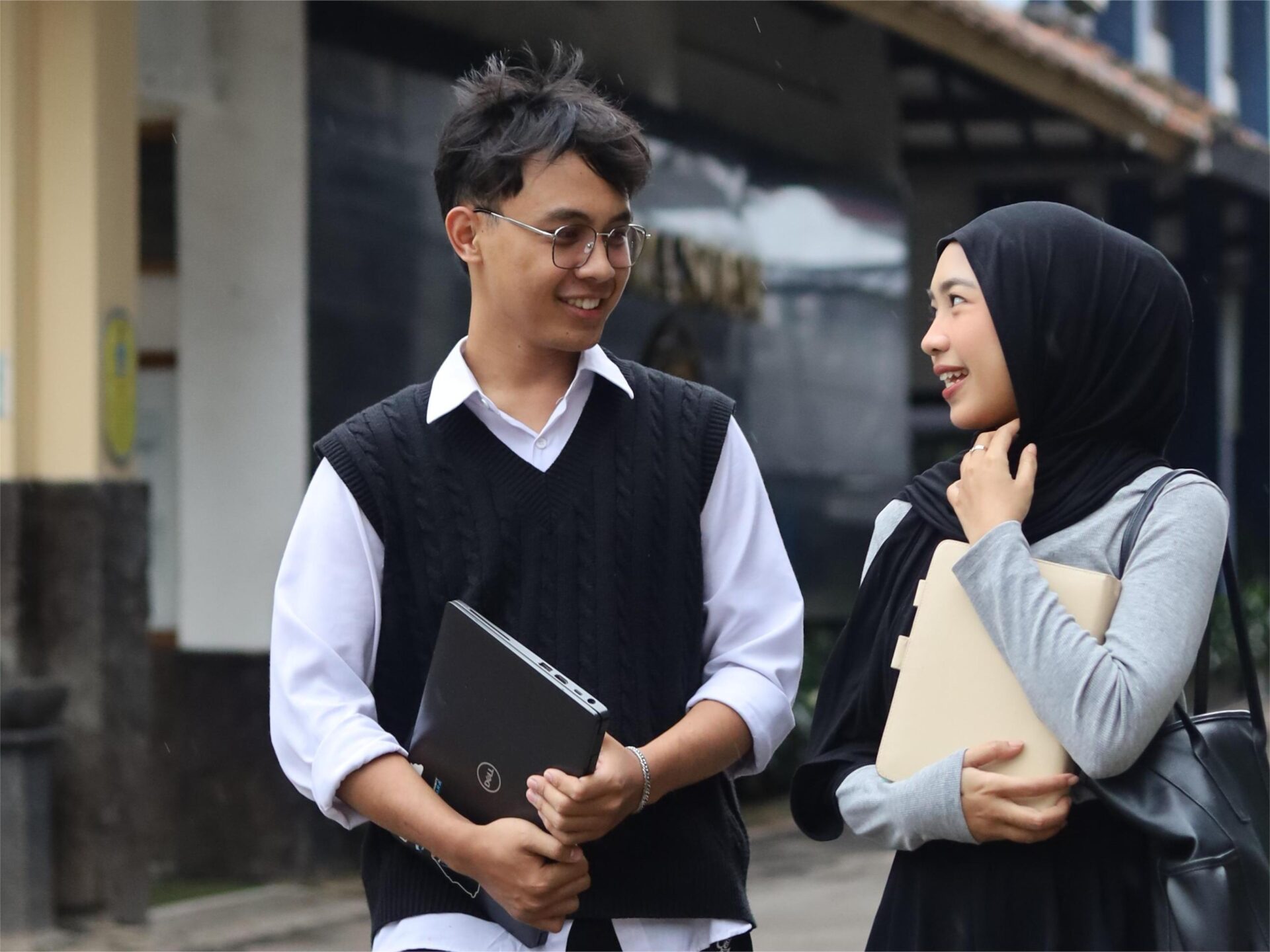 Siapkah Anda Menjadi Ahli IT Melalui Jalur Beasiswa Rektor S1 Sistem Informasi Bebas Biaya Kuliah